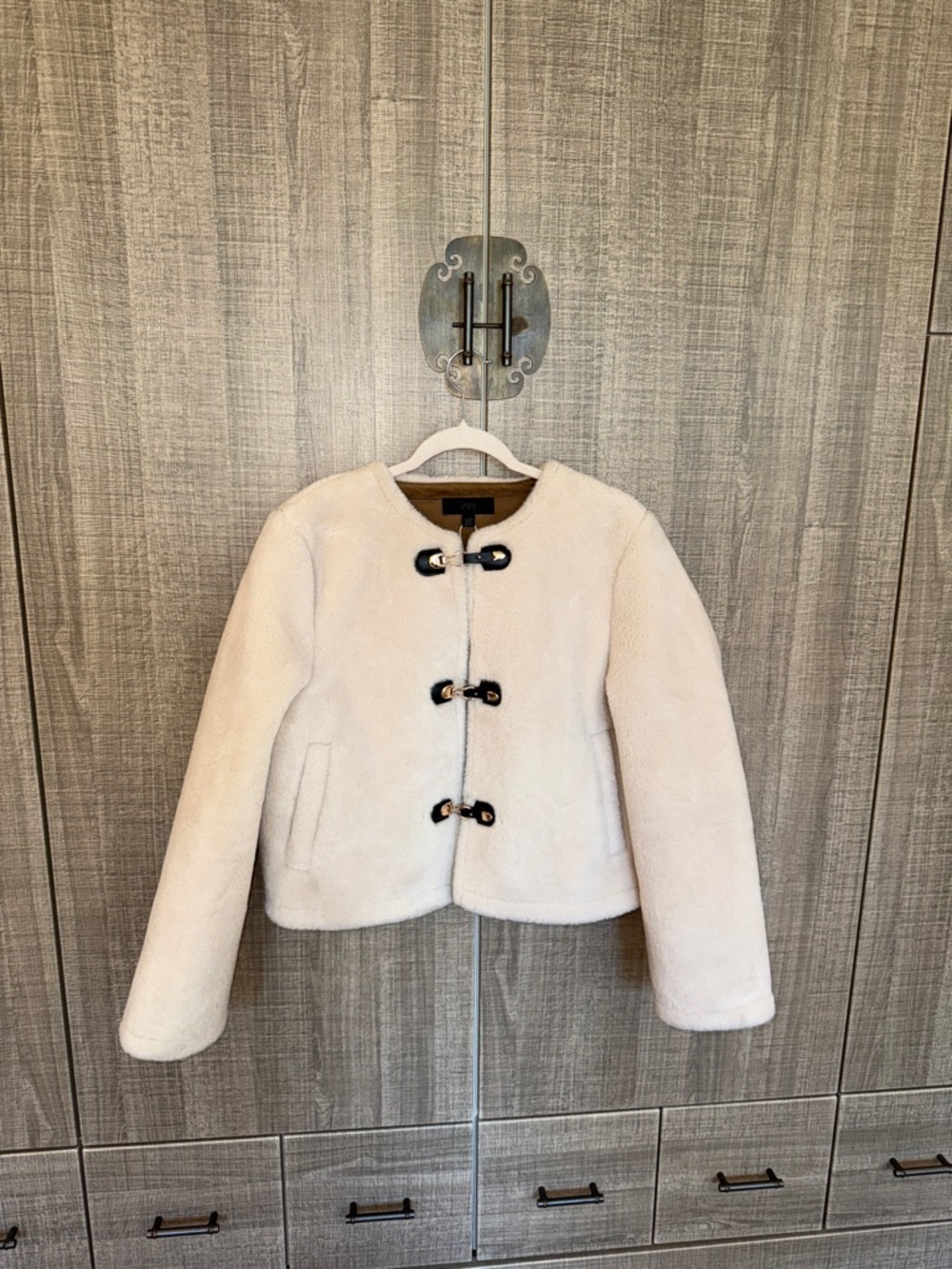 Zara Faux Shearling Jacket With‎ Fireman-Style Lobster Clasps - Picture 17 of 17